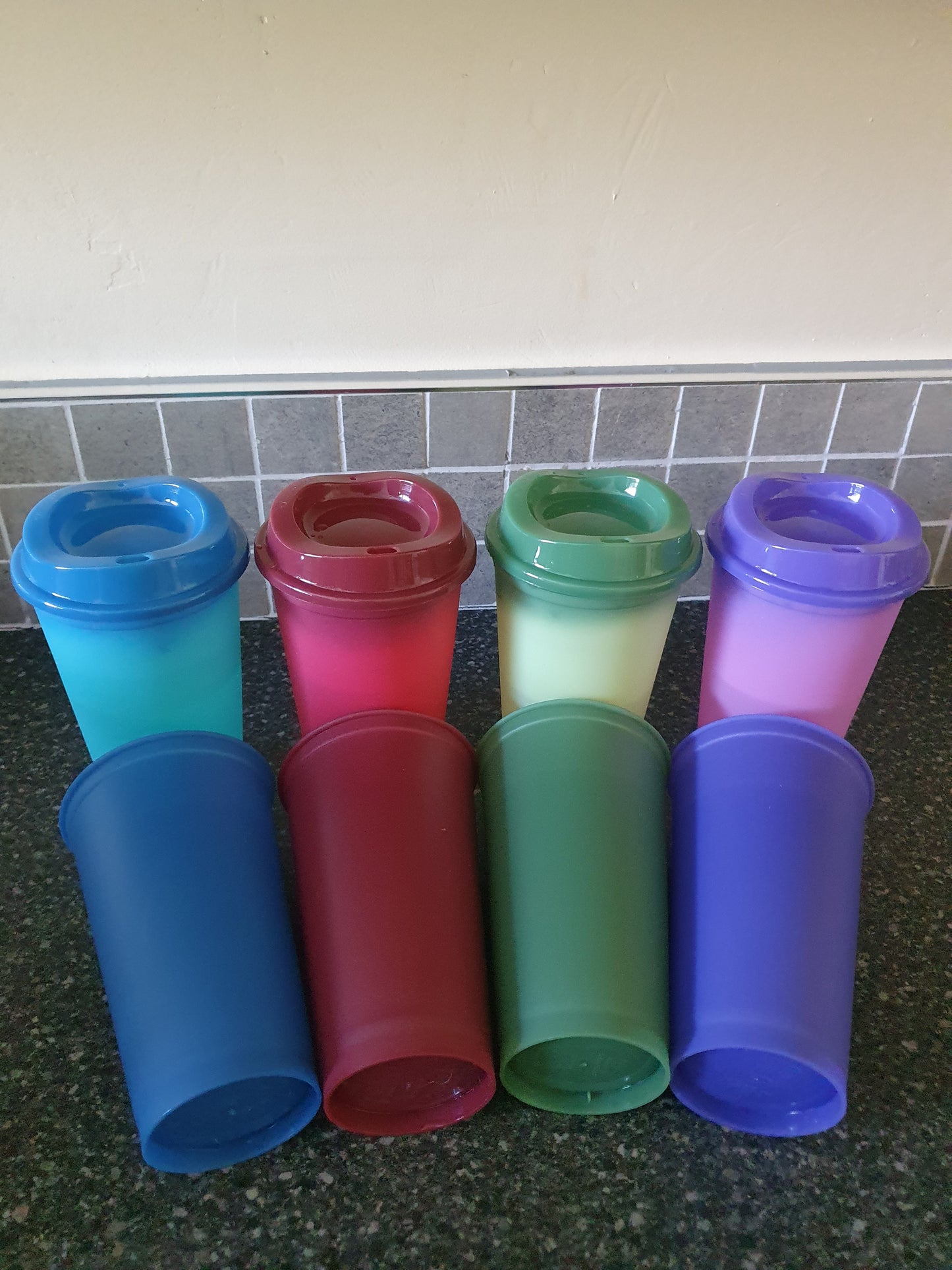 Colour Changing Hot Cups